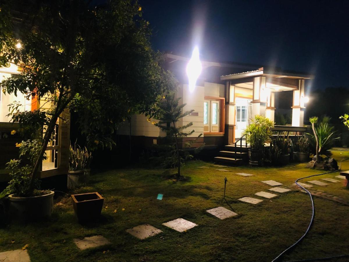 มุกดาสวรรค์ รีสอร์ท - Mukda Sawan Resort Mukdahan Exterior foto
